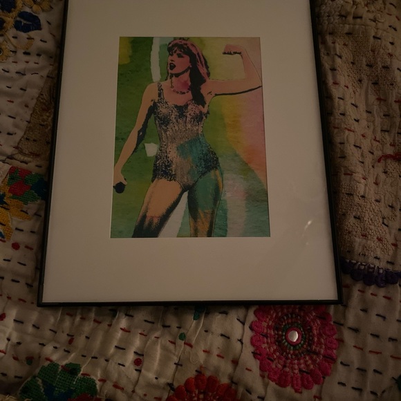 Taylor swift art print in 8x10 frame. - Picture 5 of 7